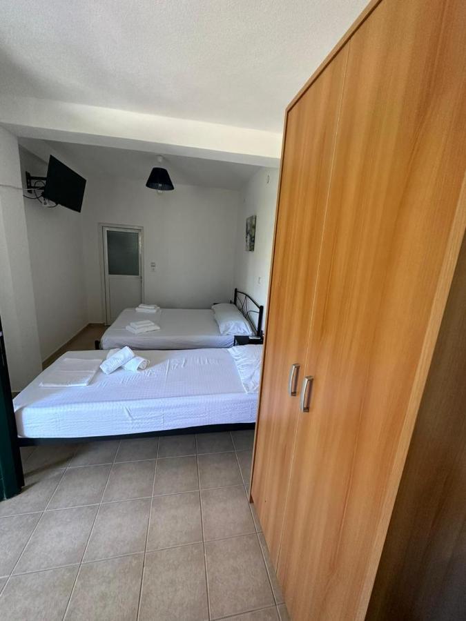 Lazari Rooms Himarë Eksteriør billede
