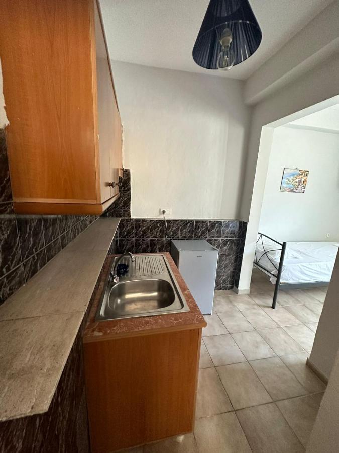 Lazari Rooms Himarë Eksteriør billede